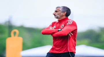 محاضرة فنية.. كولر يضع اللمسات الأخيرة للاعبي الأهلي قبل مواجهة بالميراس البرازيلي